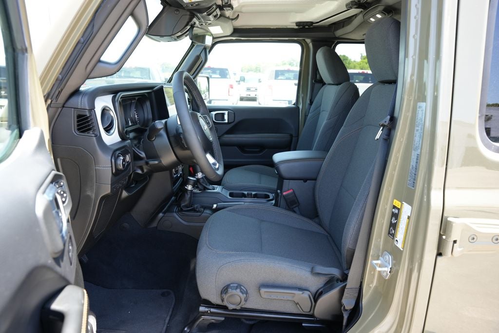 2026 Jeep Wrangler 4-Door Sahara 4x4