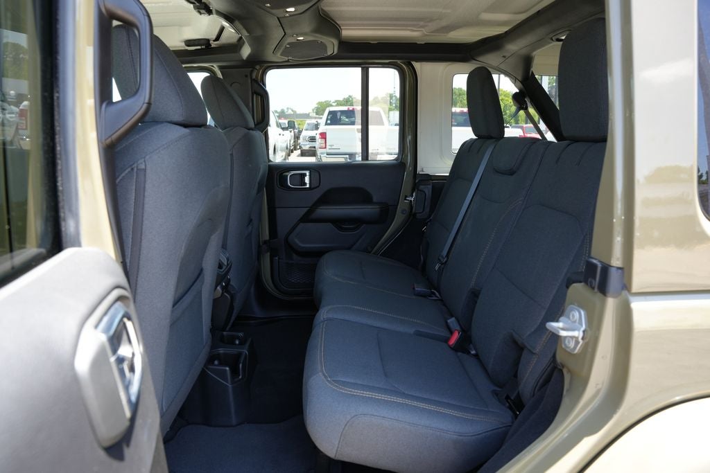 2026 Jeep Wrangler 4-Door Sahara 4x4