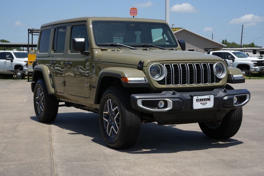 2026 Jeep Wrangler 4-Door Sahara 4x4