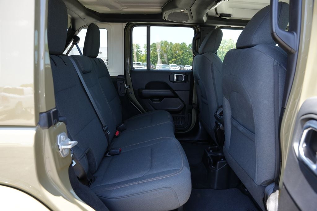 2026 Jeep Wrangler 4-Door Sahara 4x4