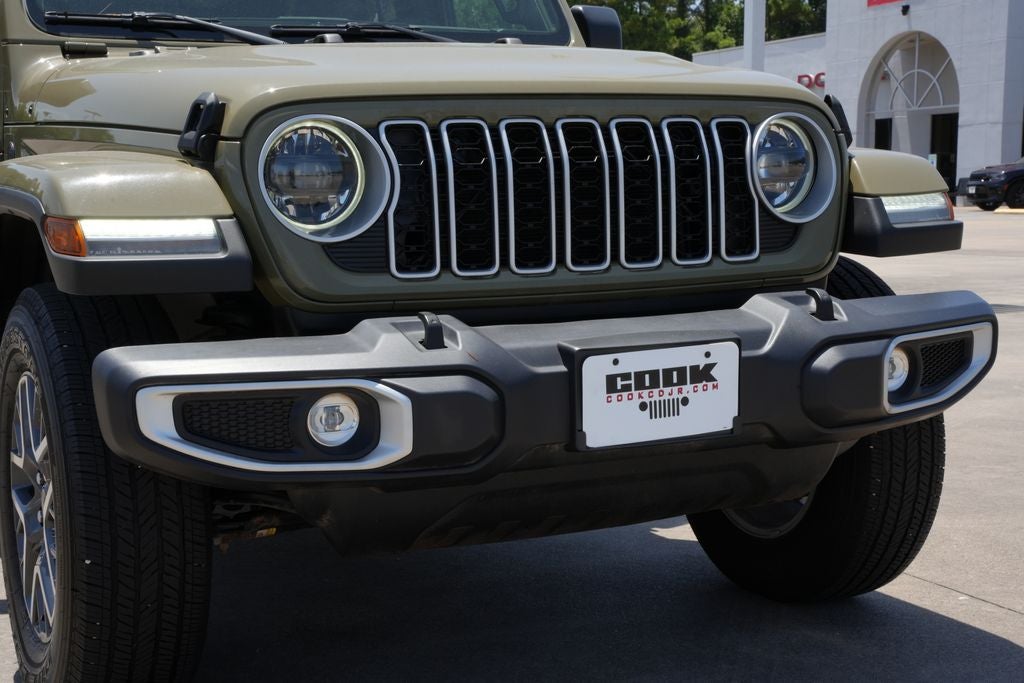 2026 Jeep Wrangler 4-Door Sahara 4x4