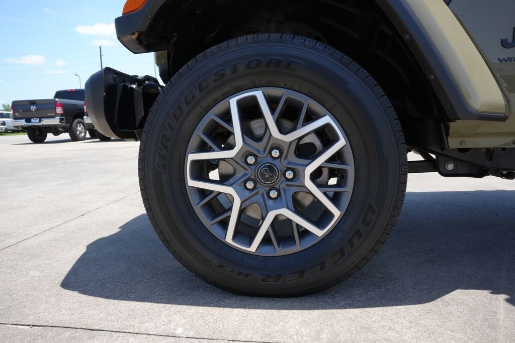 2026 Jeep Wrangler 4-Door Sahara 4x4