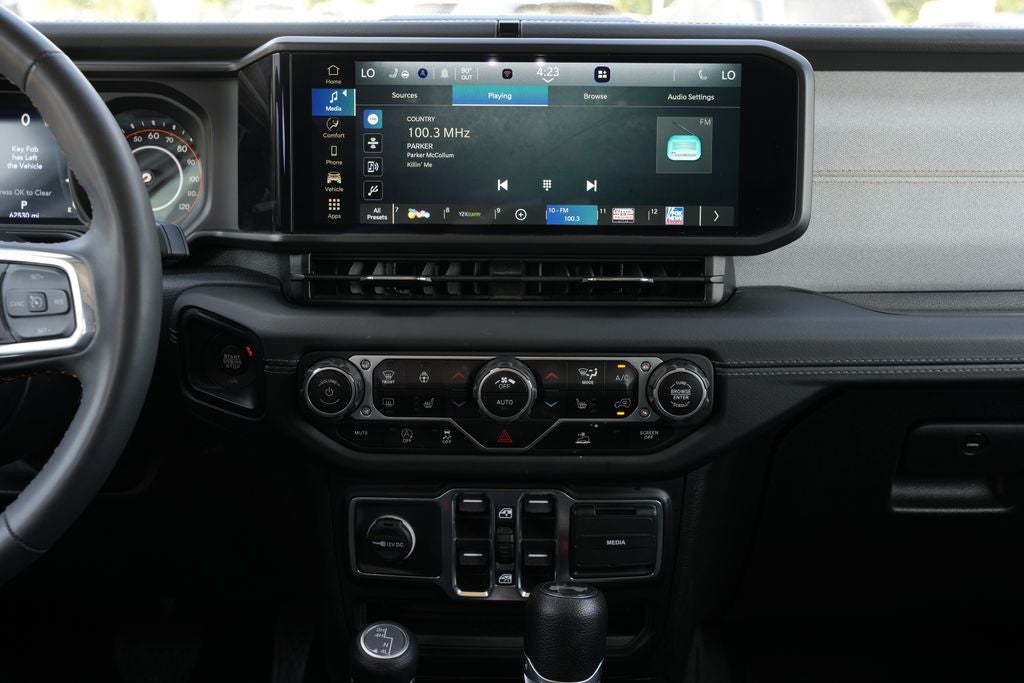 2024 Jeep Wrangler 4-Door Sahara 4x4