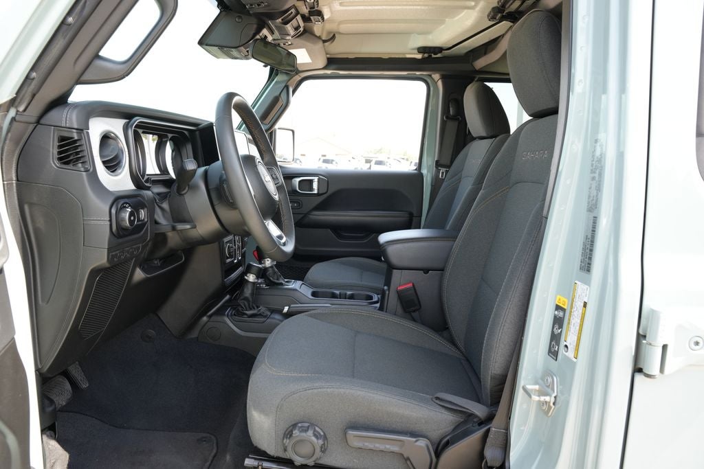 2024 Jeep Wrangler 4-Door Sahara 4x4