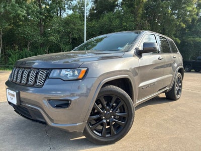 2020 Jeep Grand Cherokee Altitude 4x2