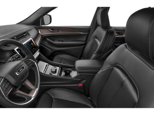 2026 Jeep Grand Cherokee GRAND CHEROKEE LAREDO 4X2