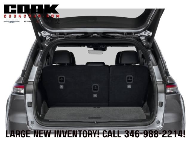 2027 Jeep Grand Cherokee GRAND CHEROKEE LAREDO 4X2