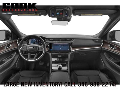 2027 Jeep Grand Cherokee GRAND CHEROKEE LAREDO 4X2