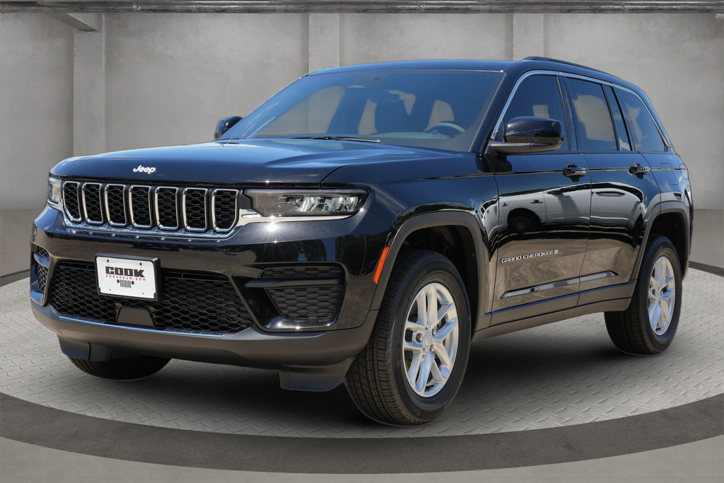 2026 Jeep Grand Cherokee GRAND CHEROKEE LAREDO X 4X2