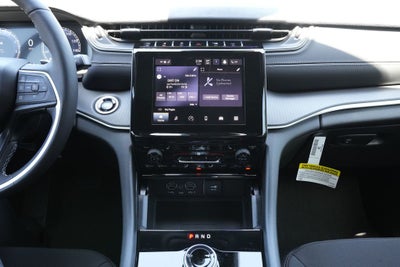 2026 Jeep Grand Cherokee GRAND CHEROKEE LAREDO X 4X2