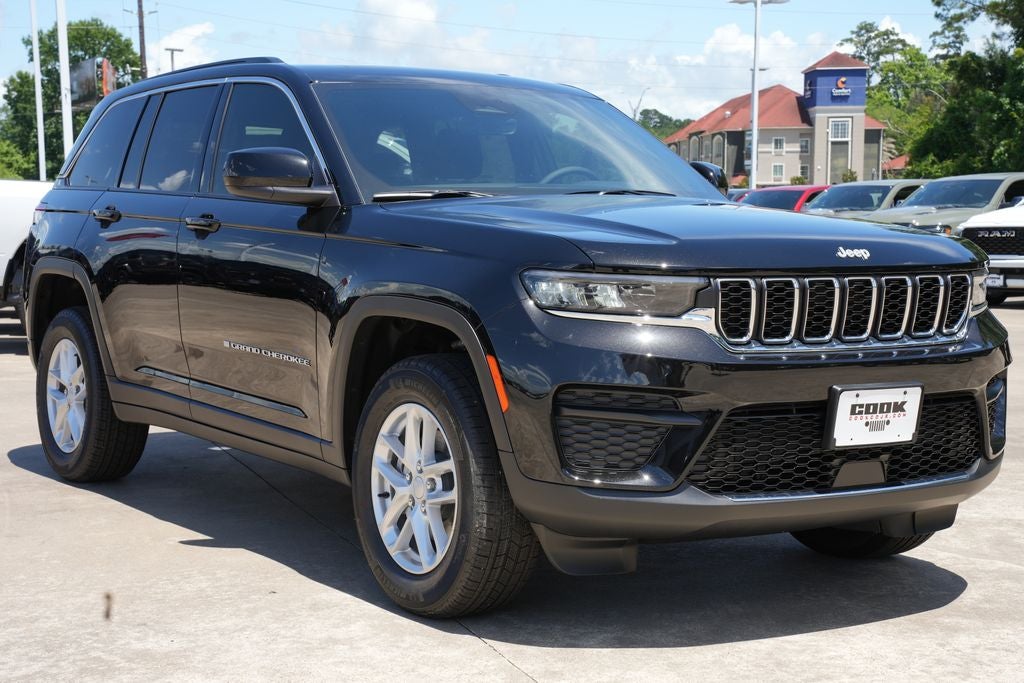 2026 Jeep Grand Cherokee GRAND CHEROKEE LAREDO X 4X2