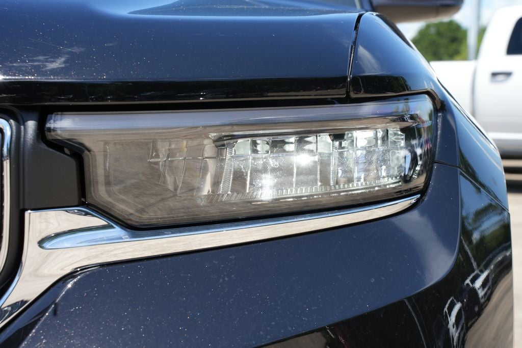 2026 Jeep Grand Cherokee GRAND CHEROKEE LAREDO X 4X2