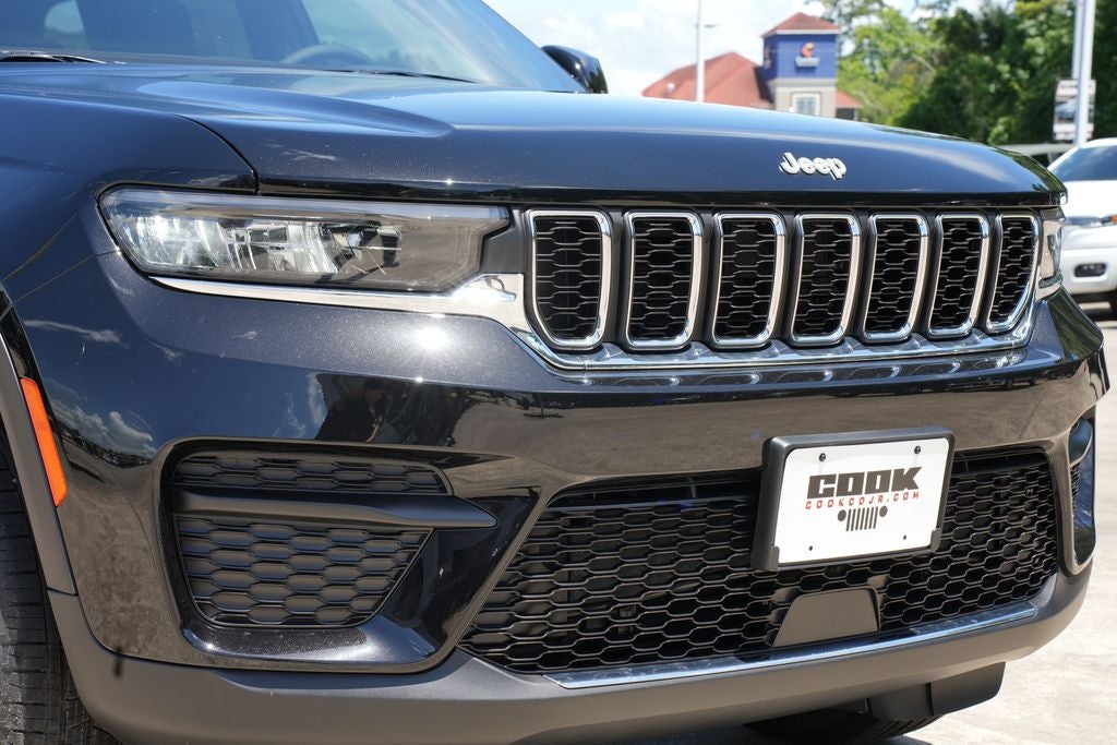 2026 Jeep Grand Cherokee GRAND CHEROKEE LAREDO X 4X2