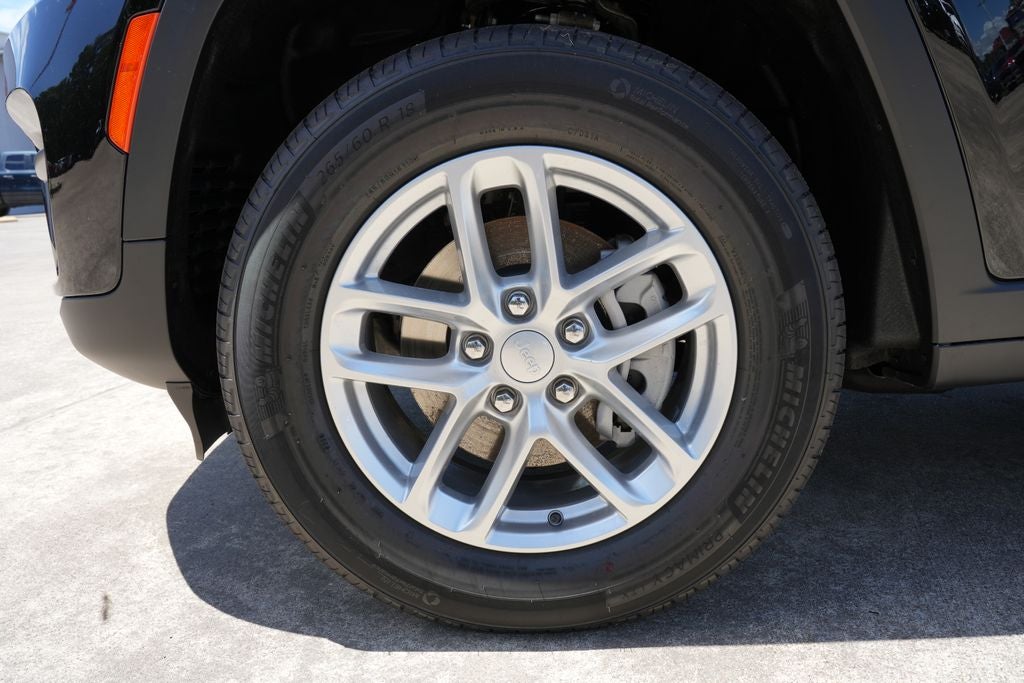 2026 Jeep Grand Cherokee GRAND CHEROKEE LAREDO X 4X2
