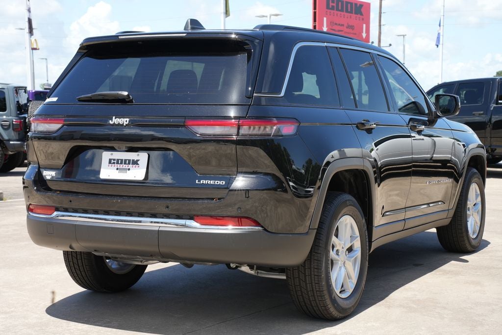 2026 Jeep Grand Cherokee GRAND CHEROKEE LAREDO X 4X2