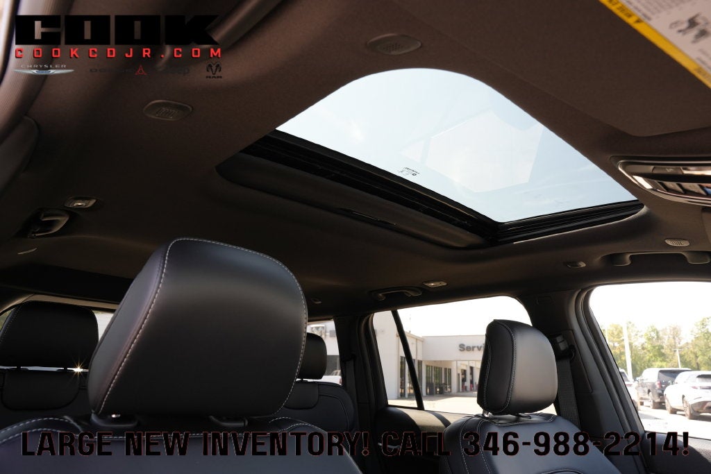 2027 Jeep Grand Cherokee GRAND CHEROKEE LAREDO ALTITUDE 4X2