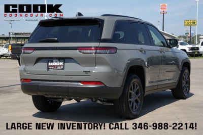 2027 Jeep Grand Cherokee GRAND CHEROKEE LAREDO ALTITUDE 4X2