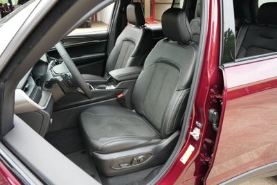 2026 Jeep Grand Cherokee GRAND CHEROKEE LAREDO ALTITUDE 4X2