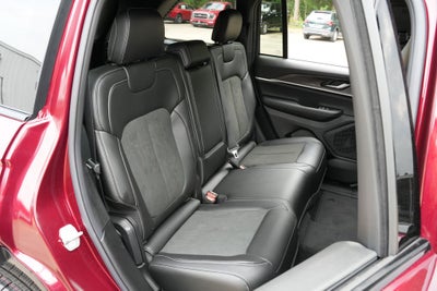 2026 Jeep Grand Cherokee GRAND CHEROKEE LAREDO ALTITUDE 4X2