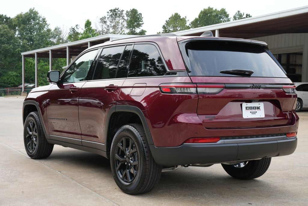 2026 Jeep Grand Cherokee GRAND CHEROKEE LAREDO ALTITUDE 4X2