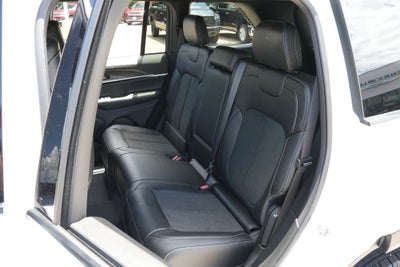 2026 Jeep Grand Cherokee GRAND CHEROKEE LAREDO ALTITUDE 4X2