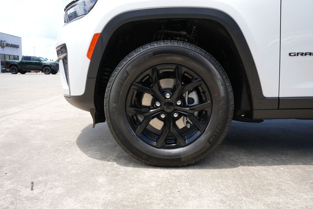 2026 Jeep Grand Cherokee GRAND CHEROKEE LAREDO ALTITUDE 4X2