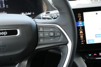 2026 Jeep Grand Cherokee GRAND CHEROKEE LAREDO ALTITUDE 4X2