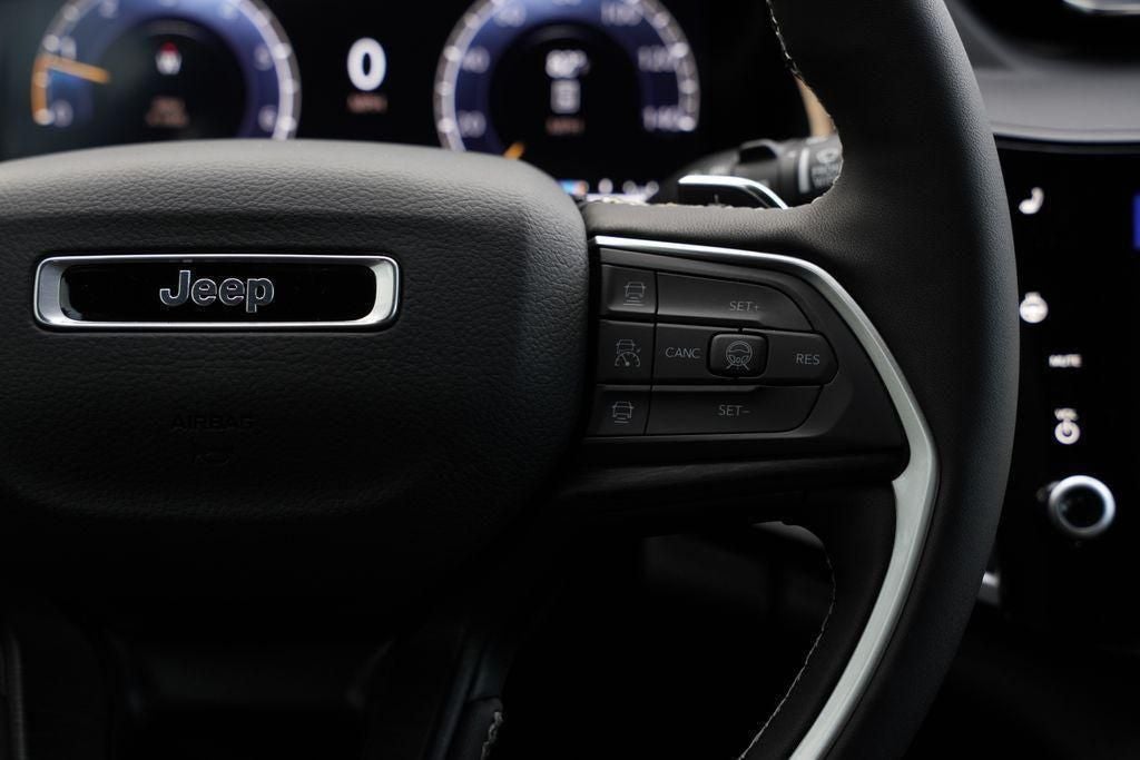 2026 Jeep Grand Cherokee GRAND CHEROKEE LAREDO ALTITUDE 4X2