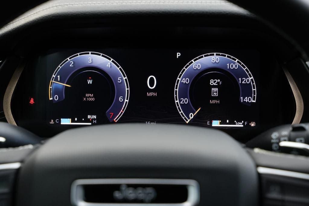 2026 Jeep Grand Cherokee GRAND CHEROKEE LAREDO ALTITUDE 4X2