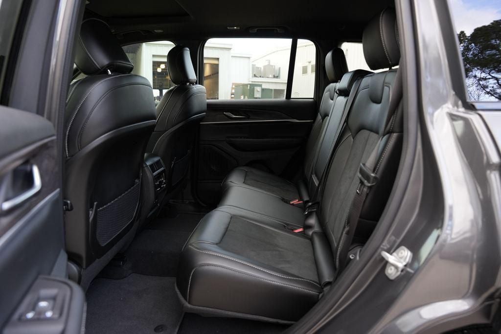 2026 Jeep Grand Cherokee GRAND CHEROKEE LAREDO ALTITUDE 4X2