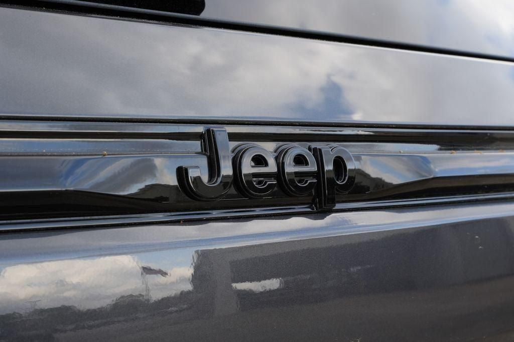 2026 Jeep Grand Cherokee GRAND CHEROKEE LAREDO ALTITUDE 4X2
