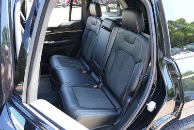 2026 Jeep Grand Cherokee GRAND CHEROKEE LAREDO ALTITUDE 4X2