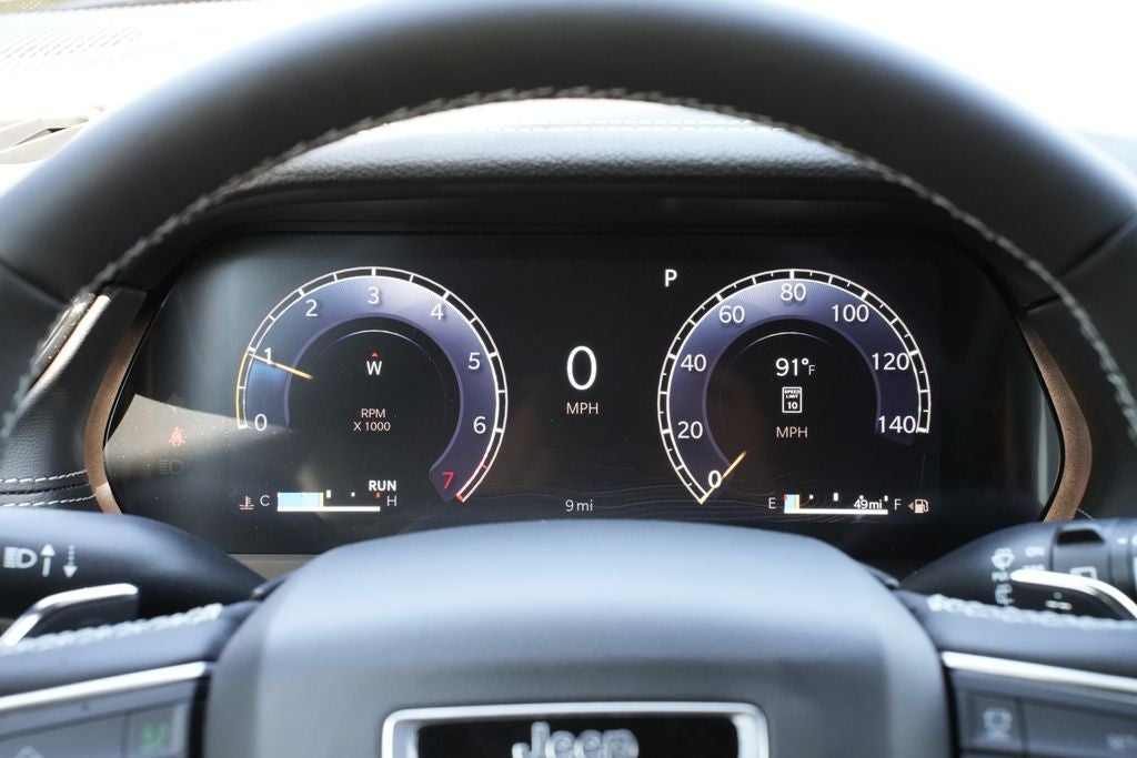 2026 Jeep Grand Cherokee GRAND CHEROKEE LAREDO ALTITUDE 4X2