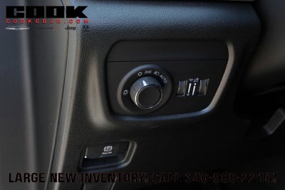 2027 Jeep Grand Cherokee GRAND CHEROKEE LAREDO ALTITUDE 4X2