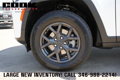 2027 Jeep Grand Cherokee GRAND CHEROKEE LAREDO ALTITUDE 4X2