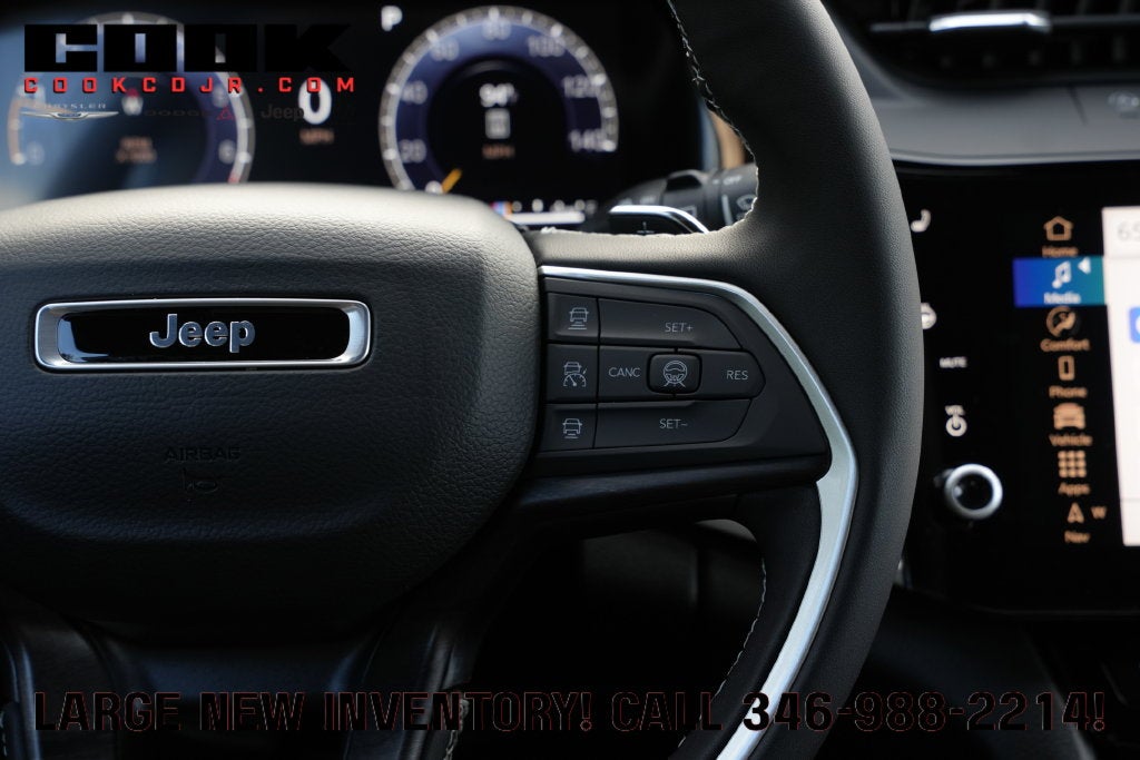 2027 Jeep Grand Cherokee GRAND CHEROKEE LAREDO ALTITUDE 4X2