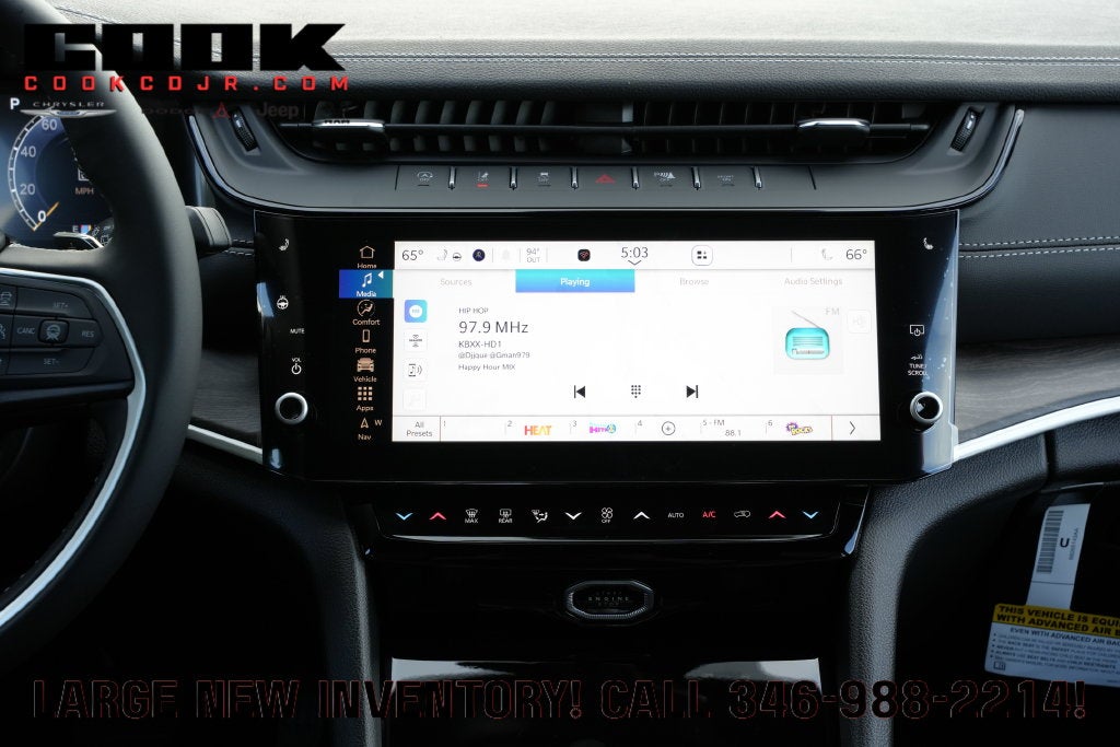 2027 Jeep Grand Cherokee GRAND CHEROKEE LAREDO ALTITUDE 4X2