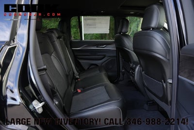 2027 Jeep Grand Cherokee GRAND CHEROKEE LAREDO ALTITUDE 4X2