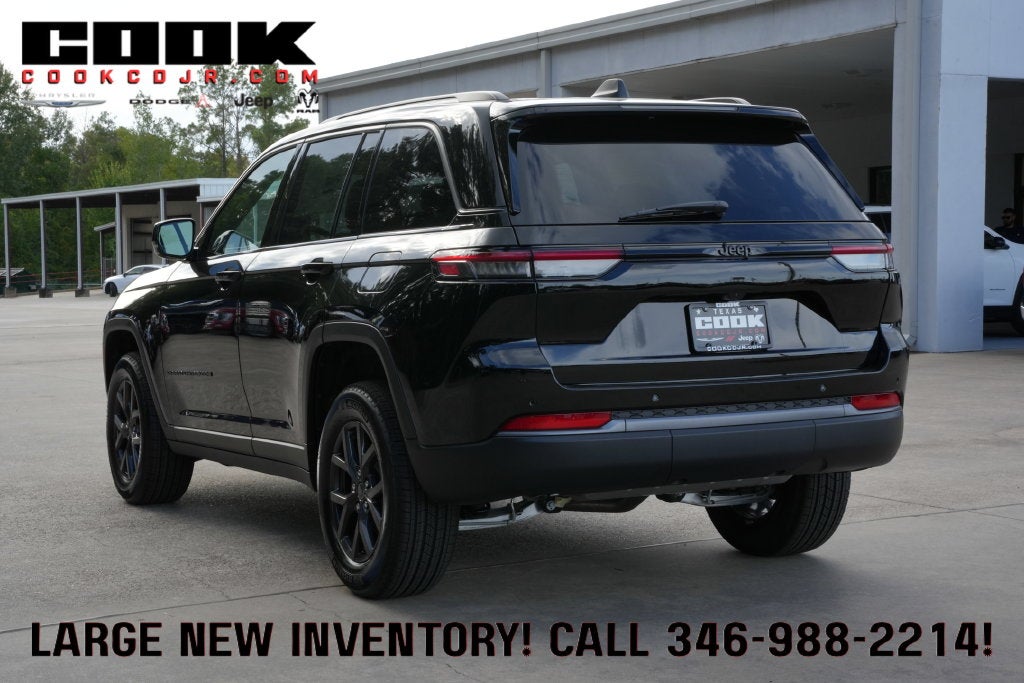 2027 Jeep Grand Cherokee GRAND CHEROKEE LAREDO ALTITUDE 4X2