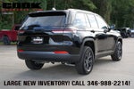2027 Jeep Grand Cherokee GRAND CHEROKEE LAREDO ALTITUDE 4X2