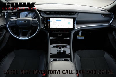 2027 Jeep Grand Cherokee GRAND CHEROKEE LAREDO ALTITUDE 4X2