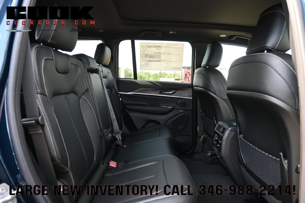 2027 Jeep Grand Cherokee GRAND CHEROKEE LIMITED 4X2
