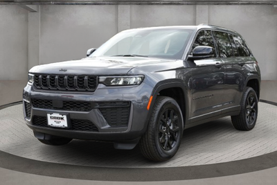 2026 Jeep Grand Cherokee GRAND CHEROKEE LAREDO ALTITUDE 4X4