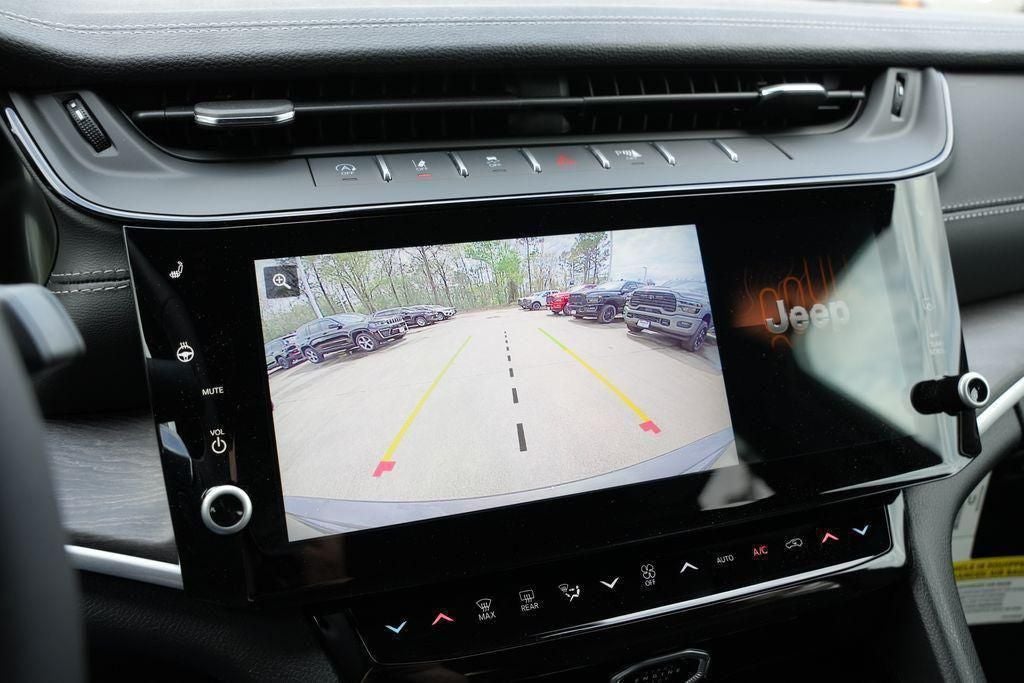 2026 Jeep Grand Cherokee GRAND CHEROKEE LAREDO ALTITUDE 4X4