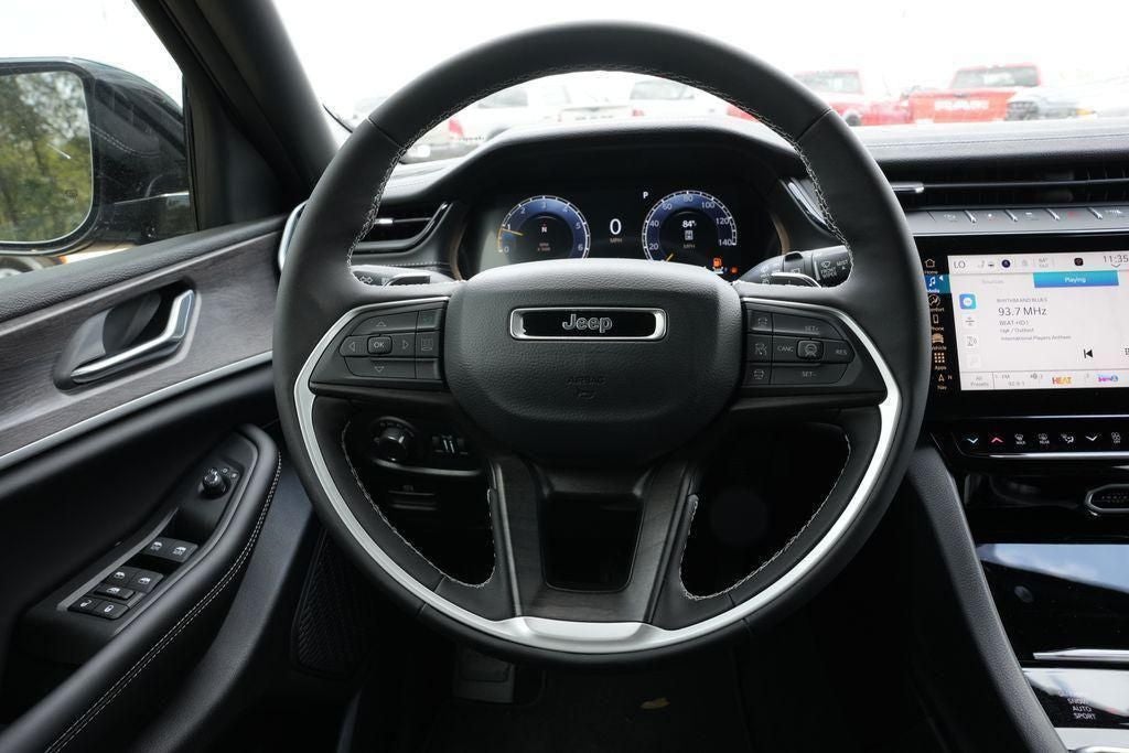 2026 Jeep Grand Cherokee GRAND CHEROKEE LAREDO ALTITUDE 4X4