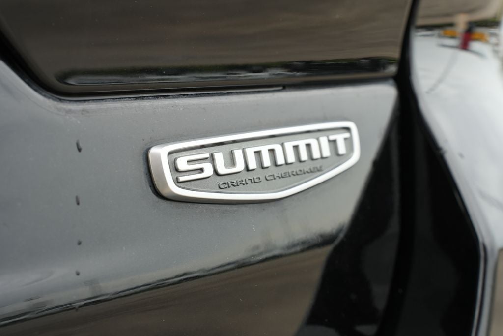 2022 Jeep Grand Cherokee Summit 4x4