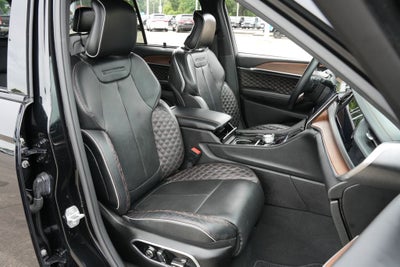 2022 Jeep Grand Cherokee Summit 4x4