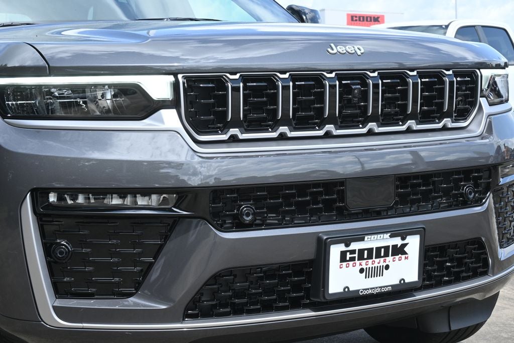 2026 Jeep Grand Cherokee GRAND CHEROKEE SUMMIT 4X4