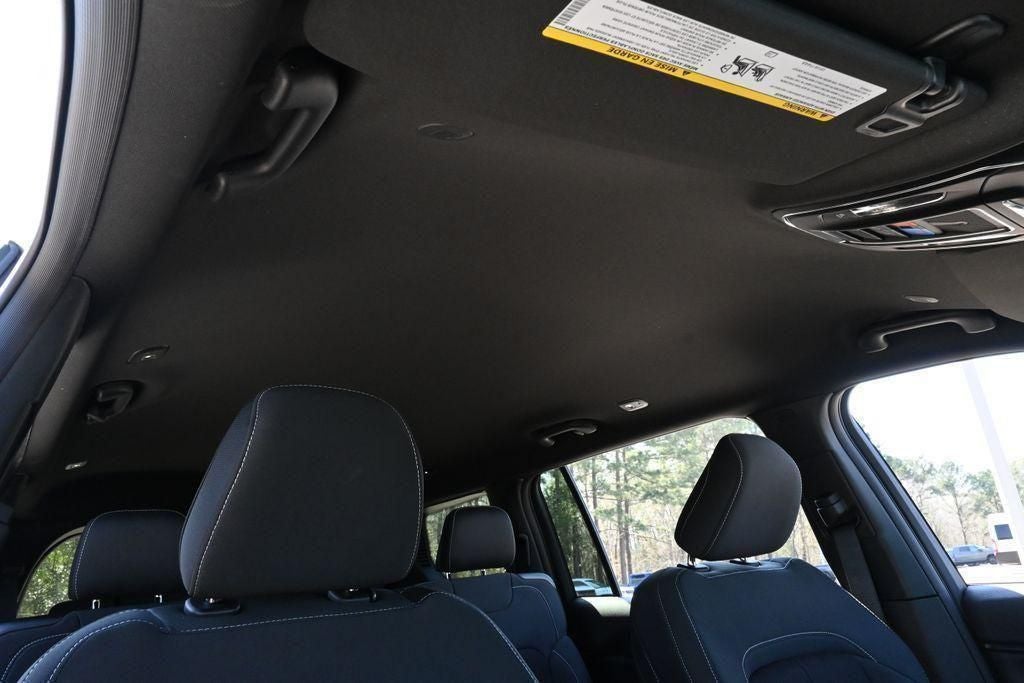 2026 Jeep Grand Cherokee GRAND CHEROKEE L LAREDO 4X2