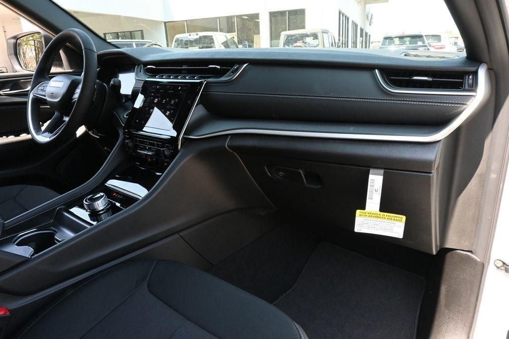 2026 Jeep Grand Cherokee GRAND CHEROKEE L LAREDO X 4X2